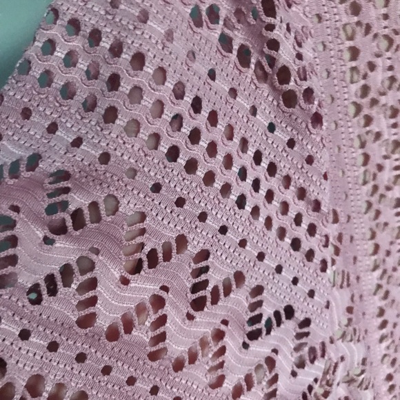 💖Wear Pink💖 Pink eyelet Dress - Picture 6 of 7